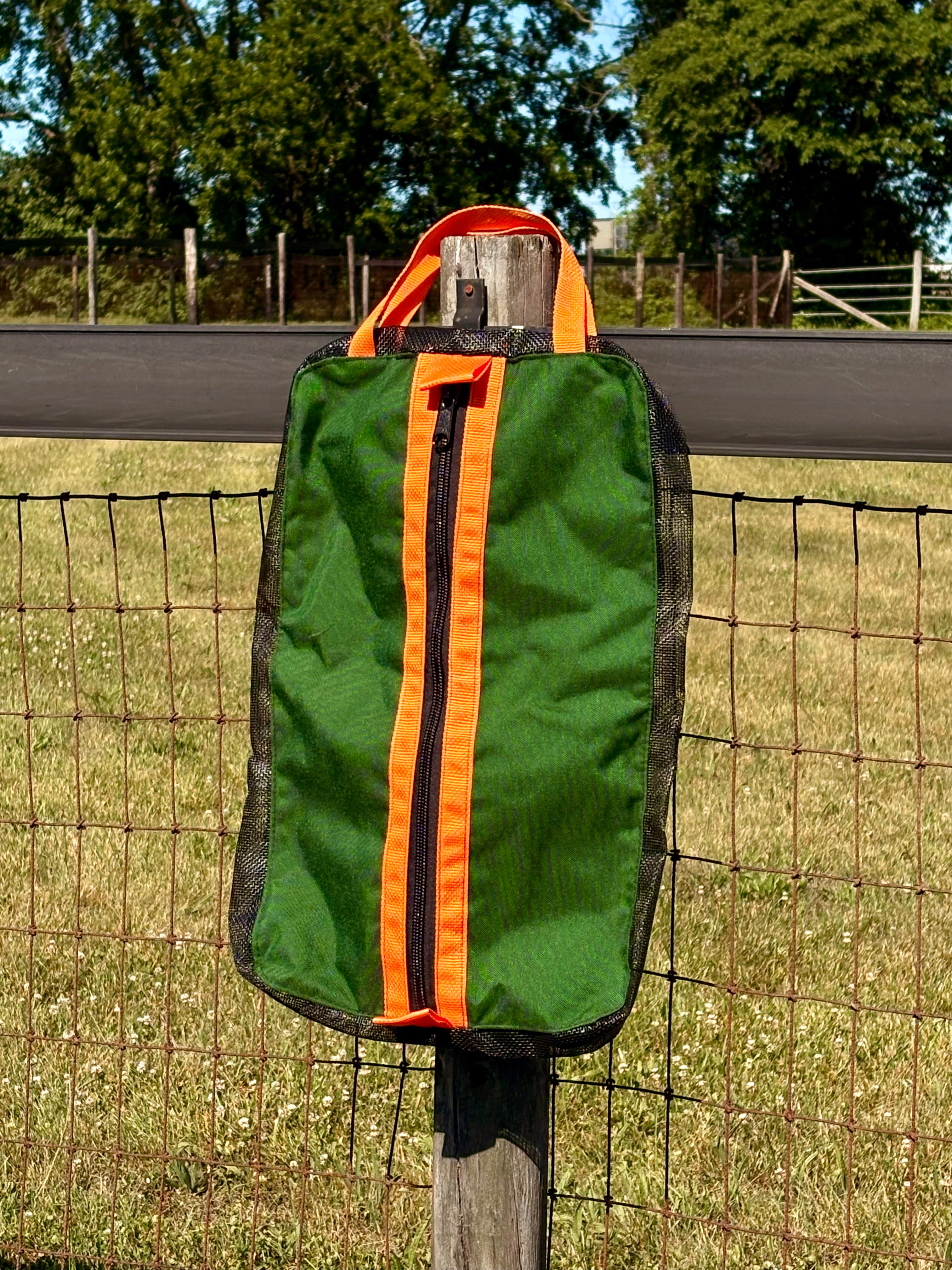 Shelf: Harness Bag